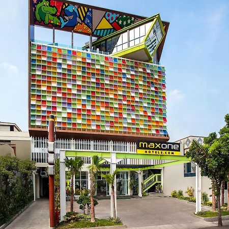 Maxonehotels.Com At Tidar Surabaja Exteriér fotografie